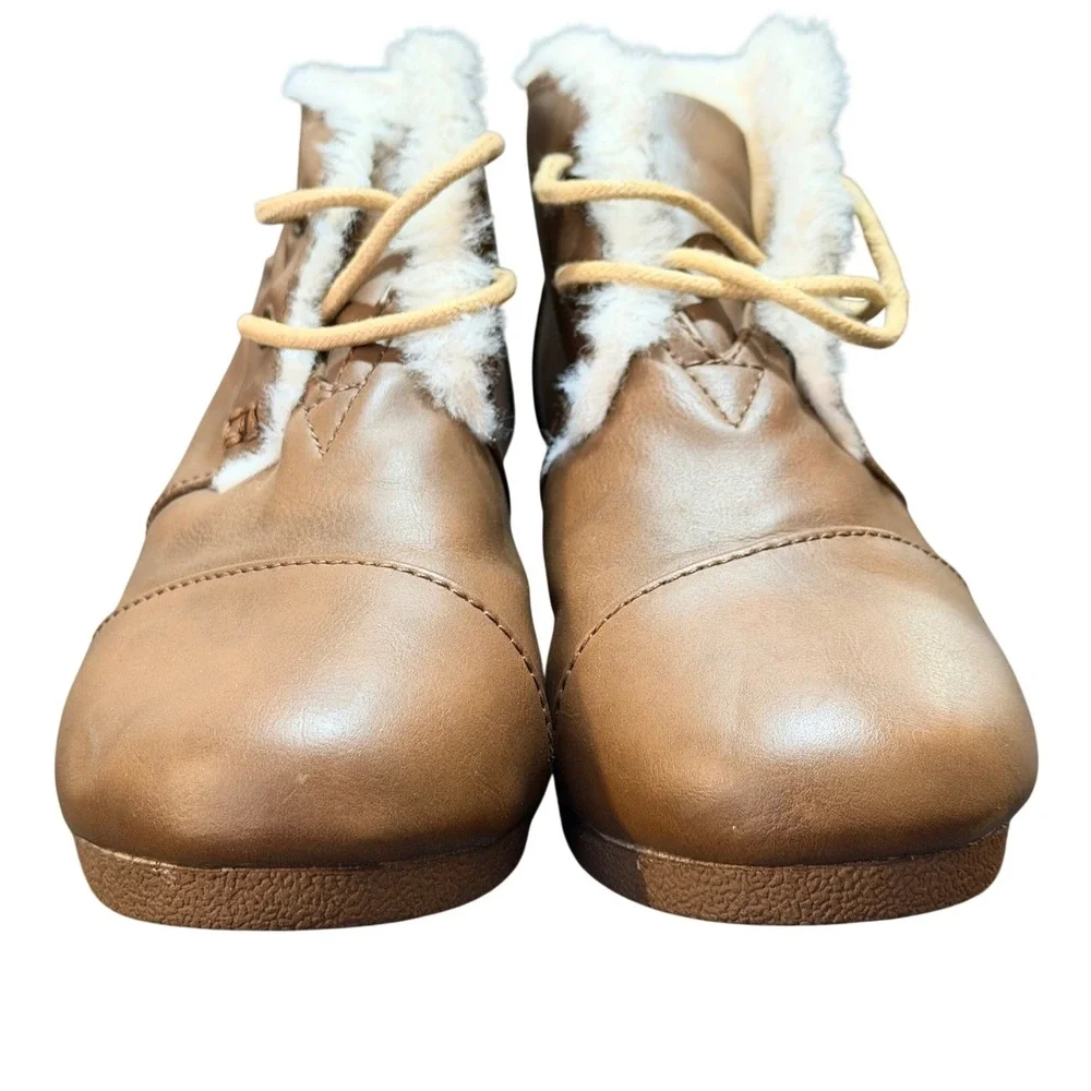 TOMS Wedge Booties Girls Size 1.5 Brown Faux Leather Shearling Desert Boots